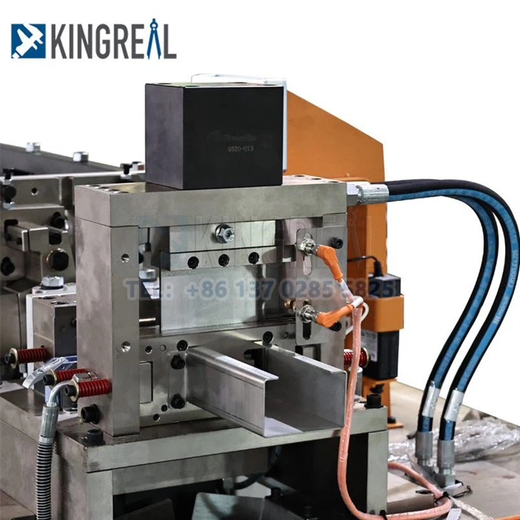 2-light-gauge-steel-framing-housing-machine